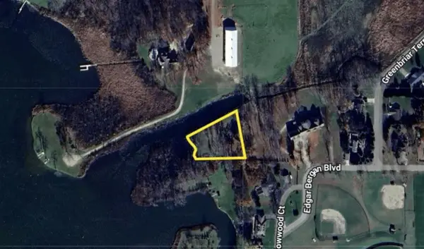 V/L W Edgar Bergen, Decatur, MI 49045