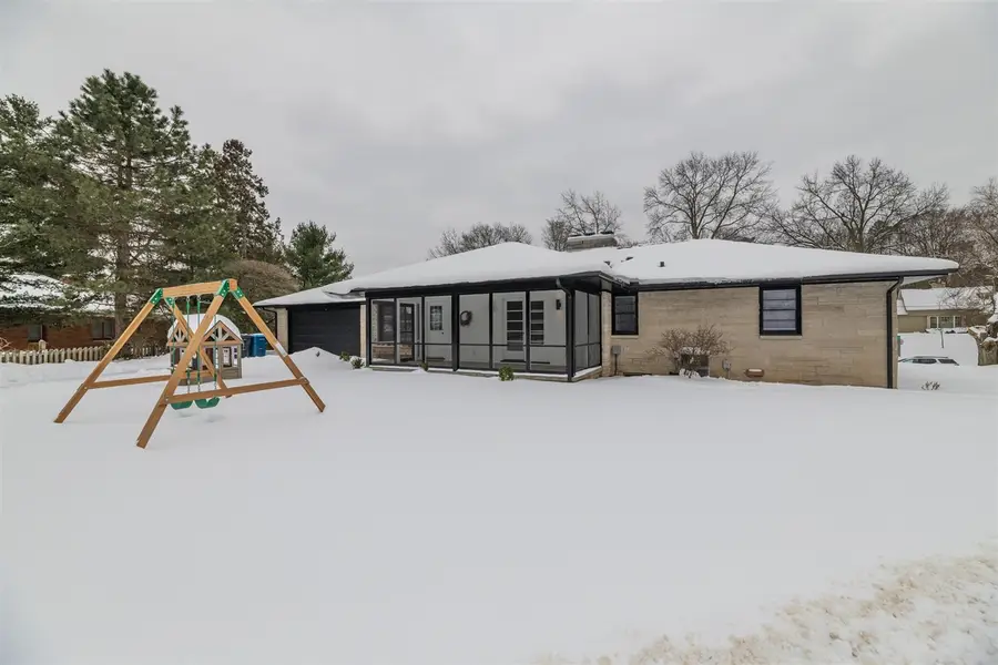 906 Wilshire, Kalamazoo, MI 49008 - #2
