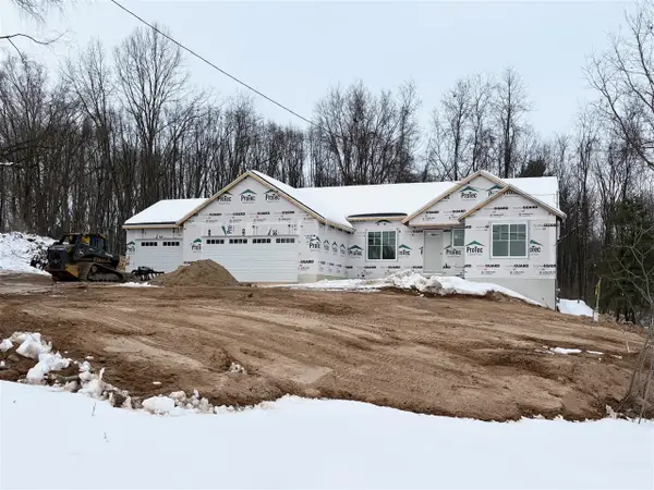 3575 13 Mile, Rockford, MI 49341