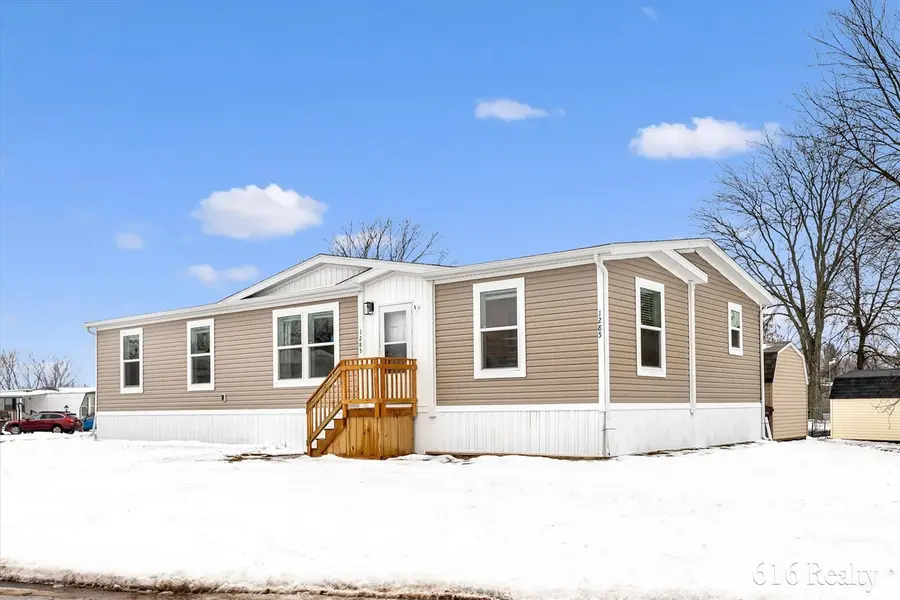 1285 Ashbrook, Belmont, MI 49306 - #2