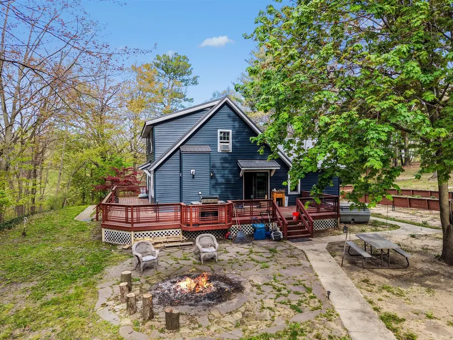 1335 Crestbrook, Norton Shores, MI 49444 - #3