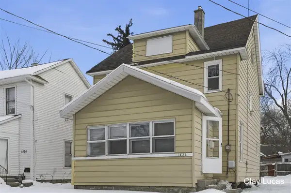 1836 Buchanan, Grand Rapids, MI 49507