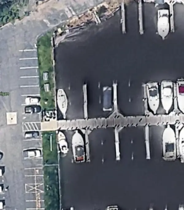 300 Oak, South Haven, MI 49090