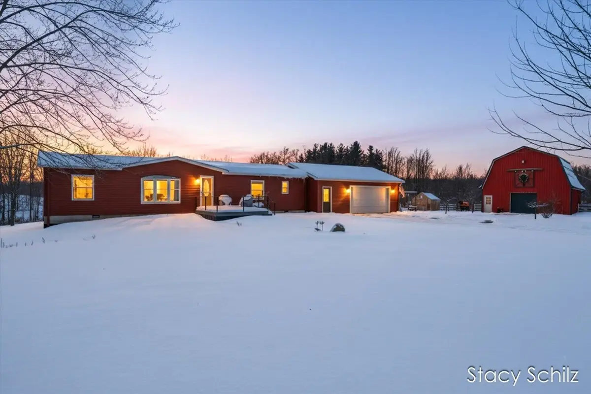 10195 Cox, Bellevue, MI 49021 - #1