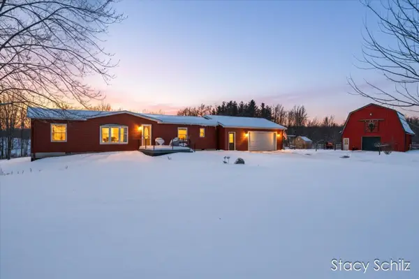 10195 Cox, Bellevue, MI 49021