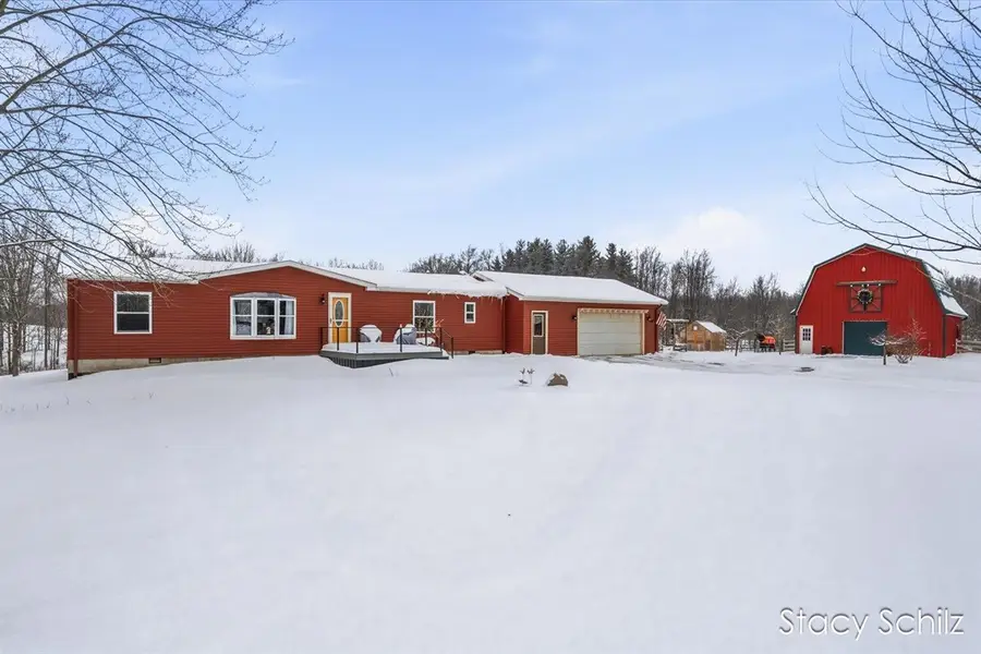 10195 Cox, Bellevue, MI 49021 - #2