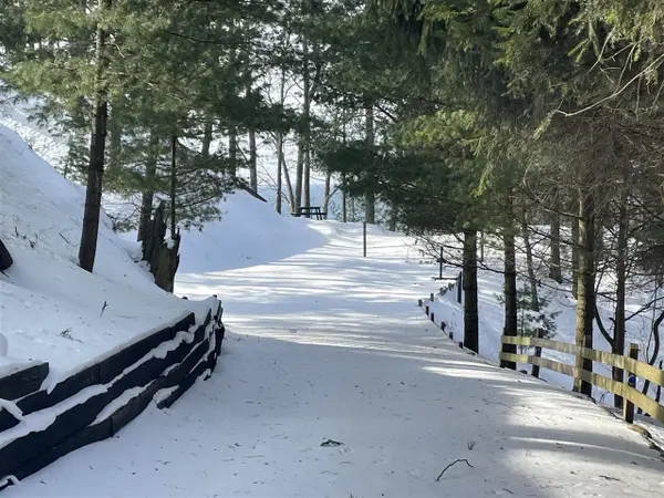 2225 S Apache, Shelby, MI 49455