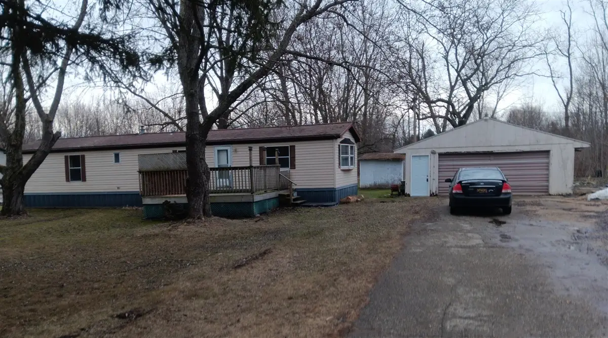 67761 70th, Watervliet, MI 49098 - #1