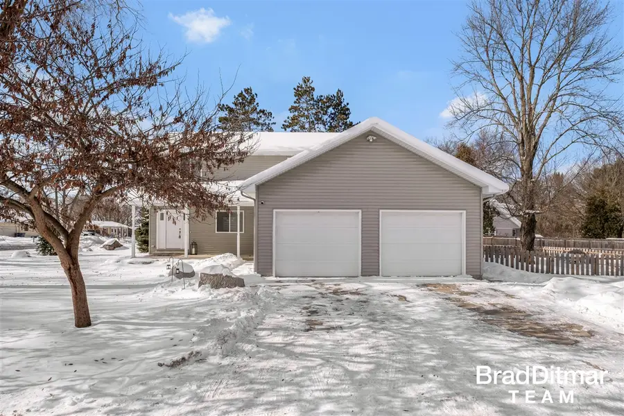 1847 Aberdeen, Grand Rapids, MI 49505 - #3