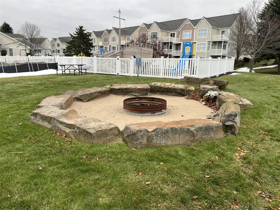 97 Marina, Manistee, MI 49660 - Image #3