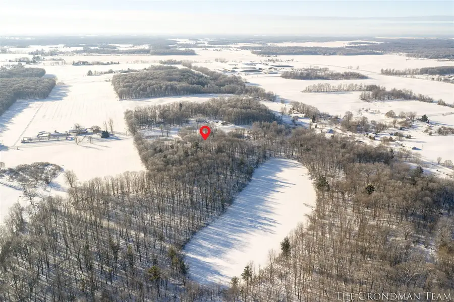 3873 W 136th, Grant, MI 49327 - #2