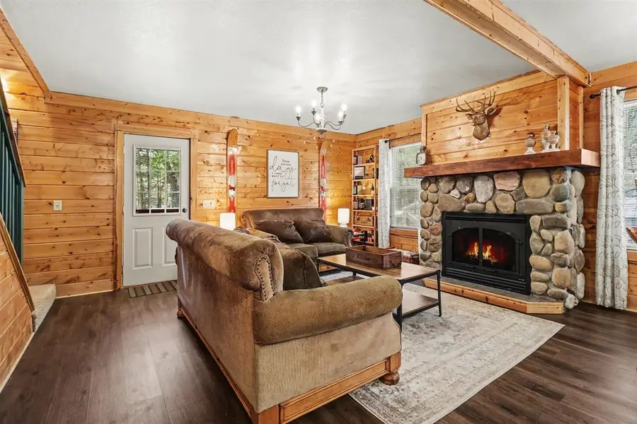 5526 W Longbridge, Pentwater, MI 49449 - #3