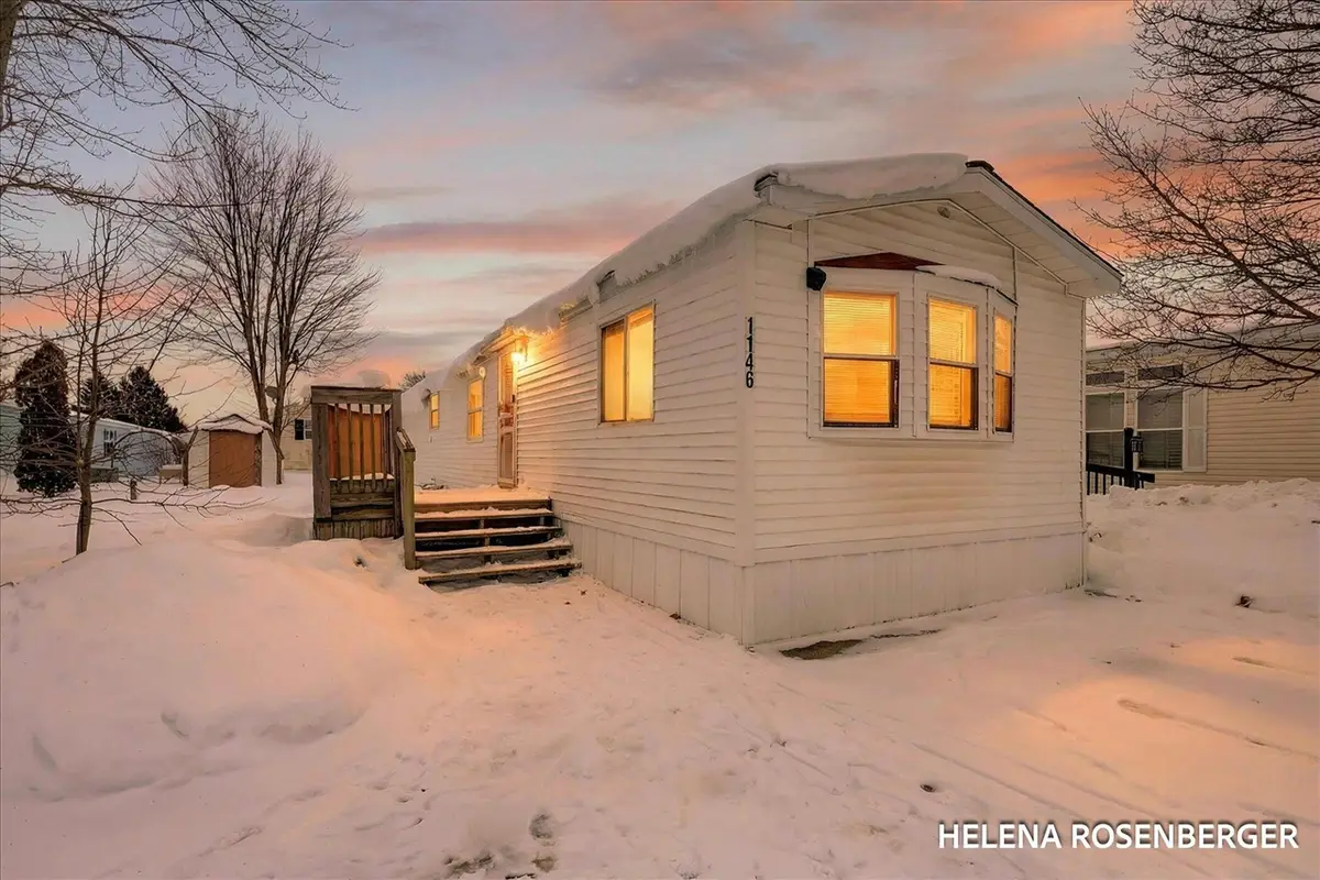 1146 Saskatoon, Wayland, MI 49348 - #1