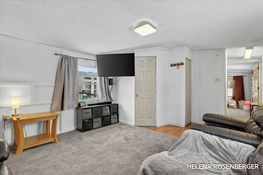 1146 Saskatoon, Wayland, MI 49348 - #2