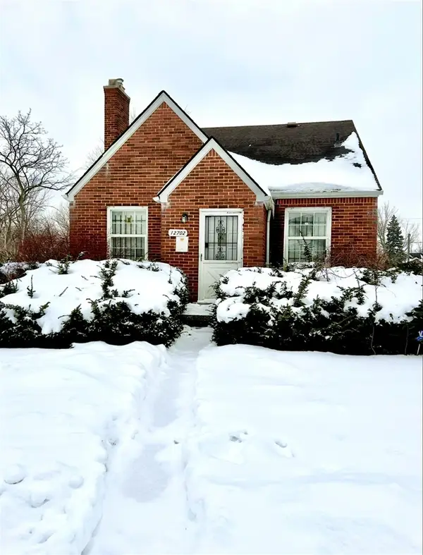 12702 Promenade, Detroit, MI 48213