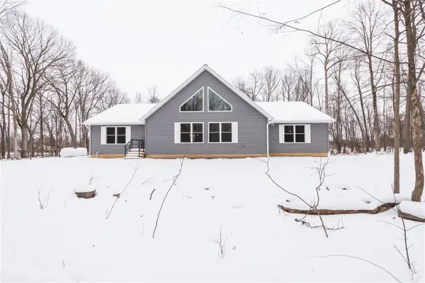 1070 Ashlyn, Fowlerville, MI 48836