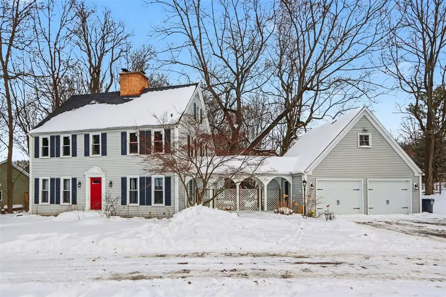 200 Golf View, Plainwell, MI 49080 - #2