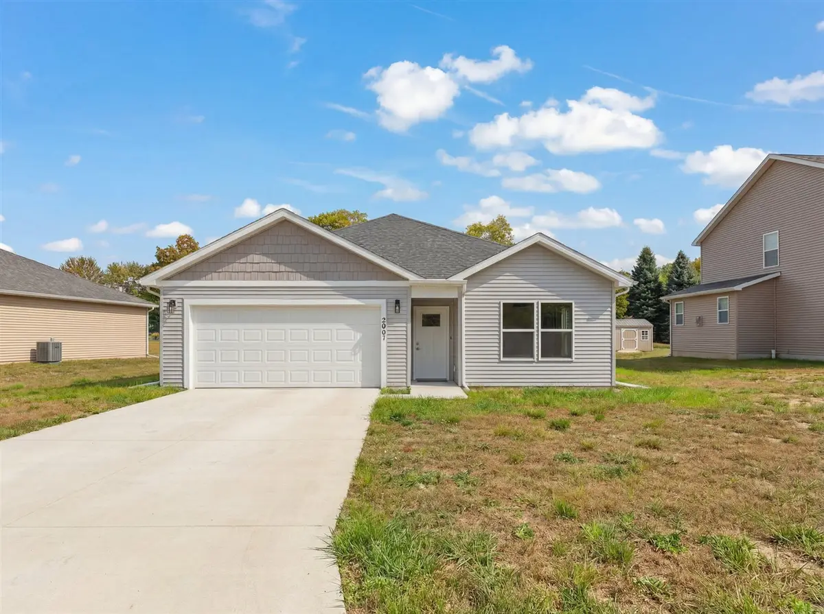 2510 Clinton, Jackson, MI 49201 - #1