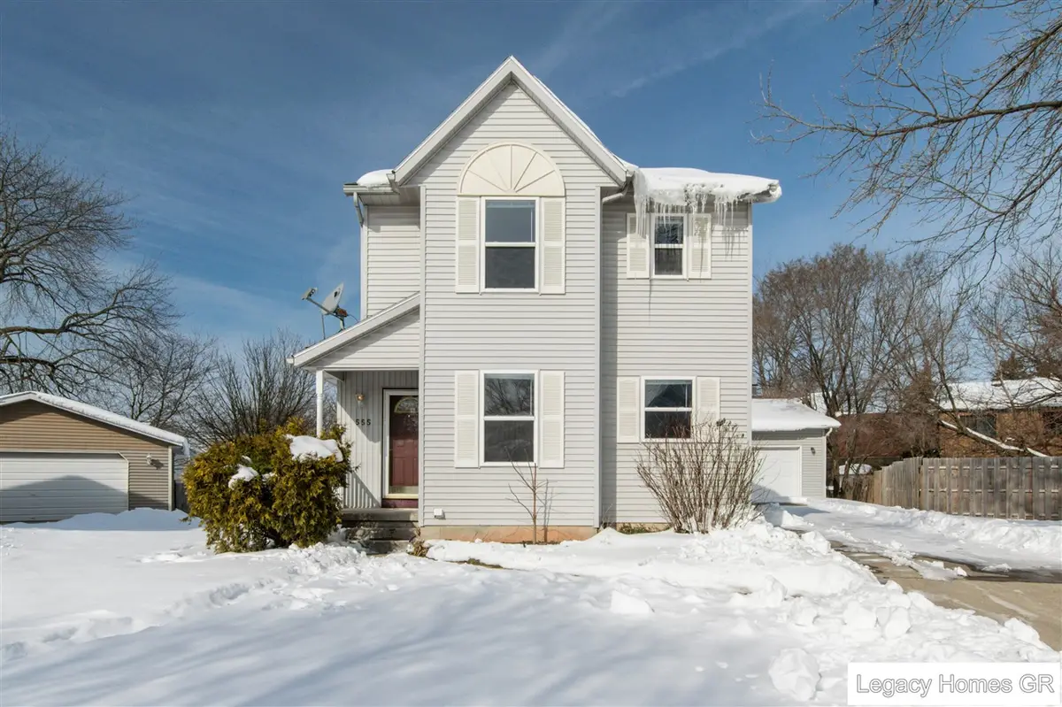 555 Cass, Grand Rapids, MI 49503 - #1
