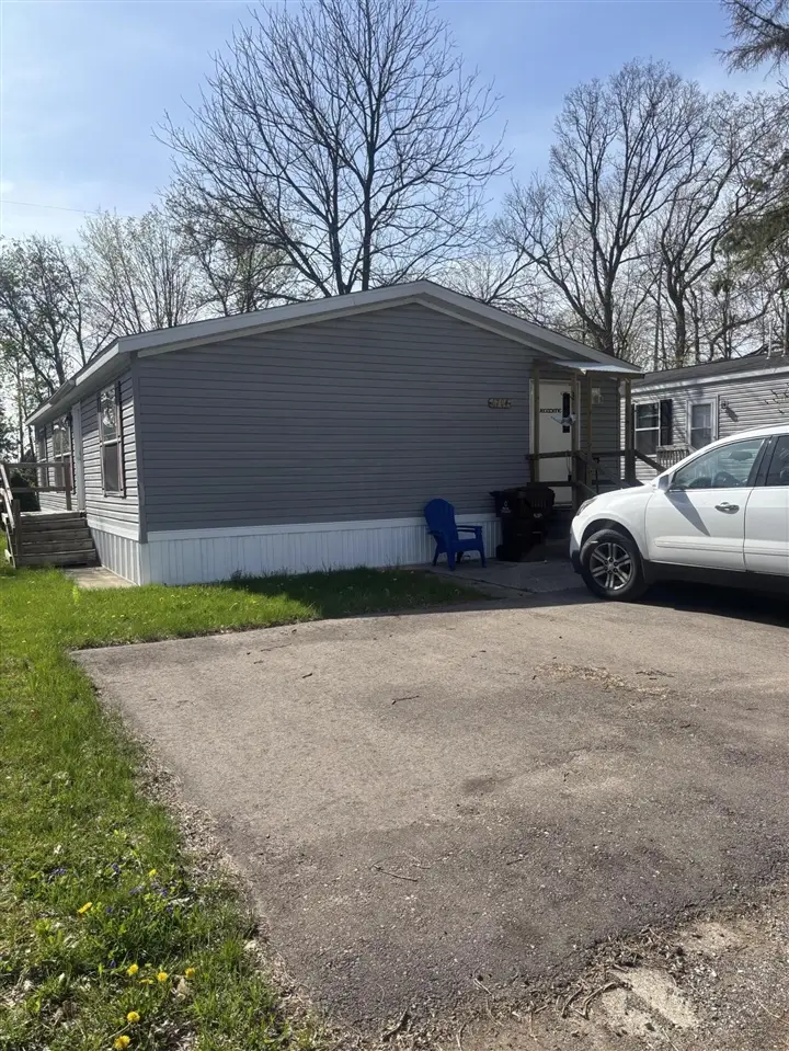 6704 Mill Stream, Lansing, MI 48911 - #2