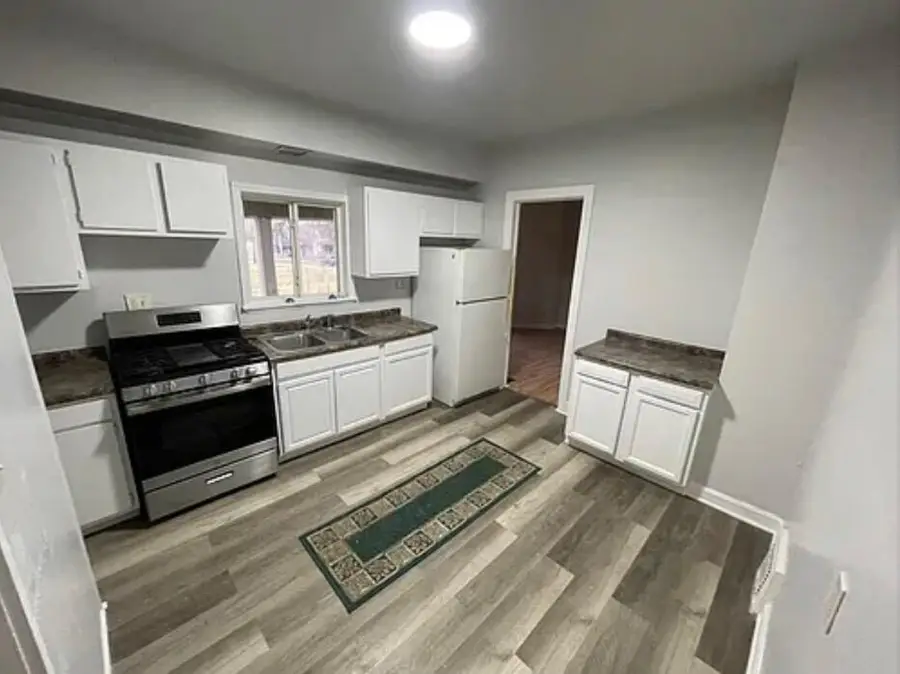 1013 Maple, Jackson, MI 49203 - #2