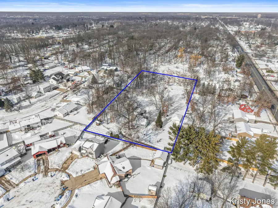 1649 40th, Wyoming, MI 49519 - #2