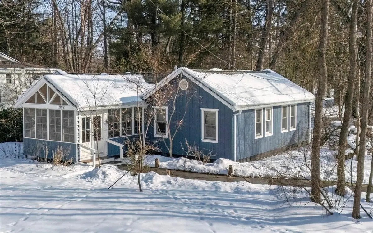 12199 Linden, Sawyer, MI 49125 - #1