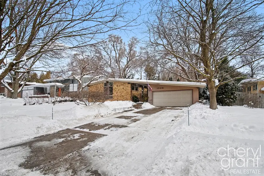 1508 Pinecrest, Grand Rapids, MI 49506 - #2