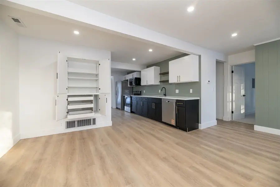 7600 N Riverview, Kalamazoo, MI 49004 - #3