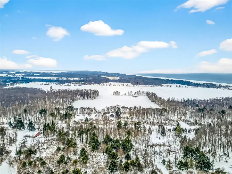 VL 11.1A W Webster, Montague, MI 49437 - #2