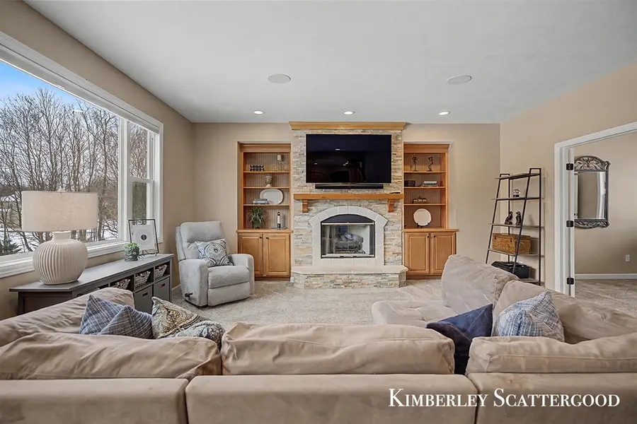 8700 Olde Meadow, Rockford, MI 49341 - #2