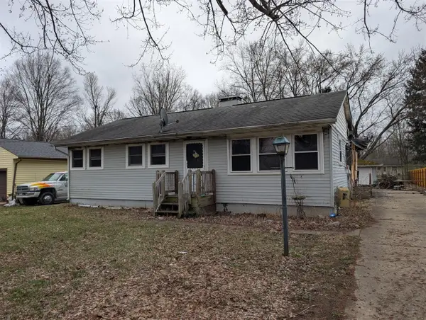 109 Bradley, Jackson, MI 49201