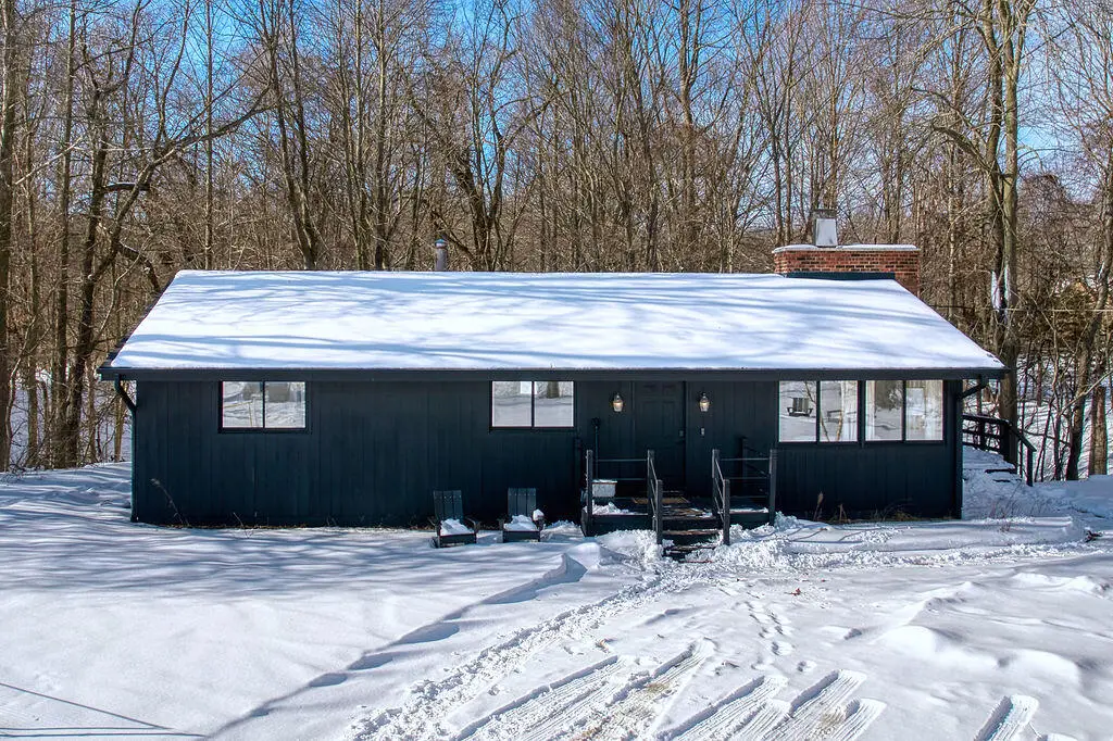 988 Blue Star, South Haven, MI 49090 - #1