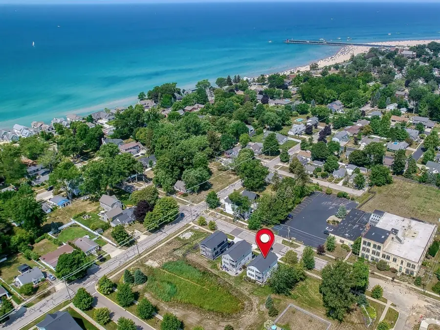 118 Elkenburg #20, South Haven, MI 49090 - #3