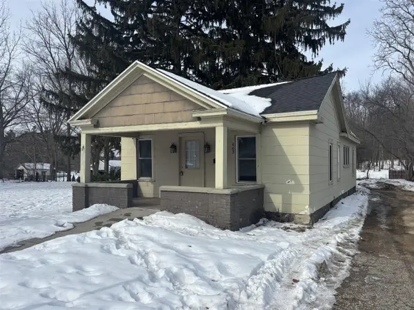 463 E Chicago, Jonesville, MI 49250