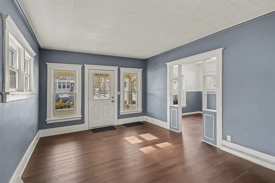 1235 Sheldon, Jackson, MI 49203 - #3