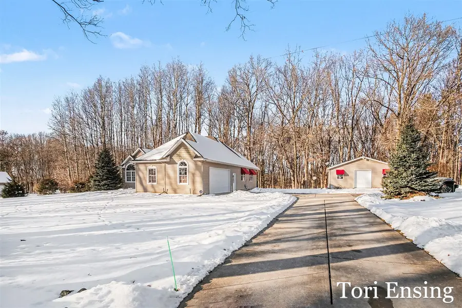 14011 NE Stacey, Greenville, MI 48838 - #3