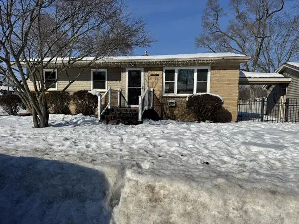 3751 Lawn, Grand Rapids, MI 49534