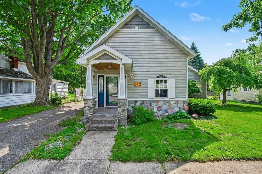 224 Pleasant, Caledonia, MI 49316 - #3