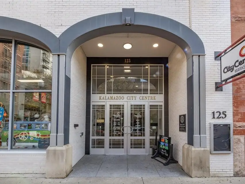 125 S Kalamazoo #508, Kalamazoo, MI 49007 - #2