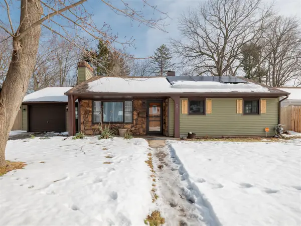 4011 Standish, Kalamazoo, MI 49008