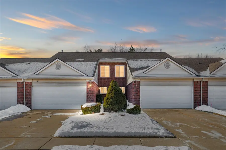 2255 Crystal Crossing, Howell, MI 48843 - #2