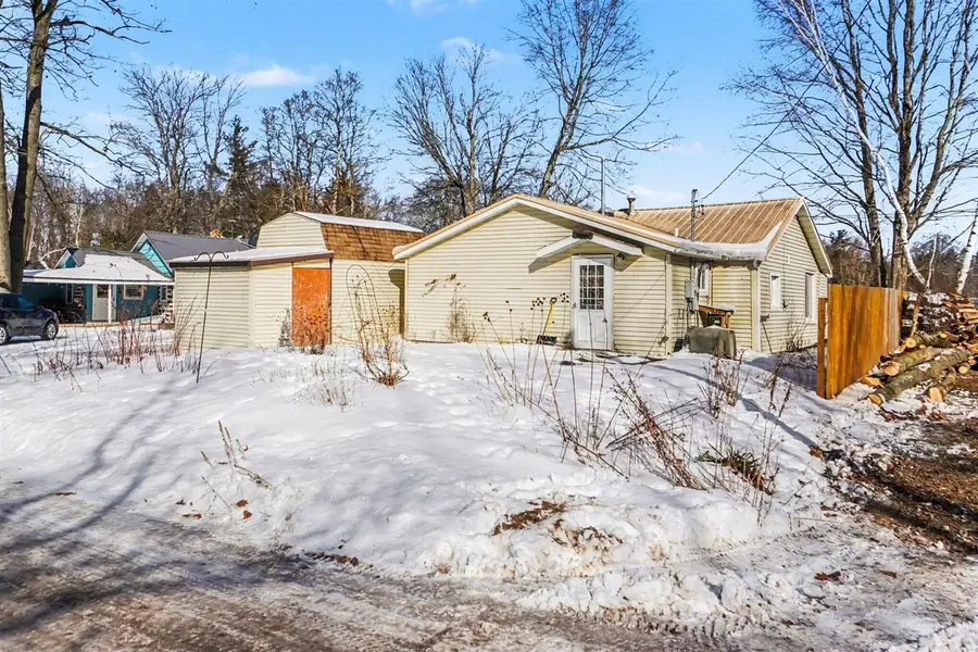 761 S Coolidge, Six Lakes, MI 48886 - #3