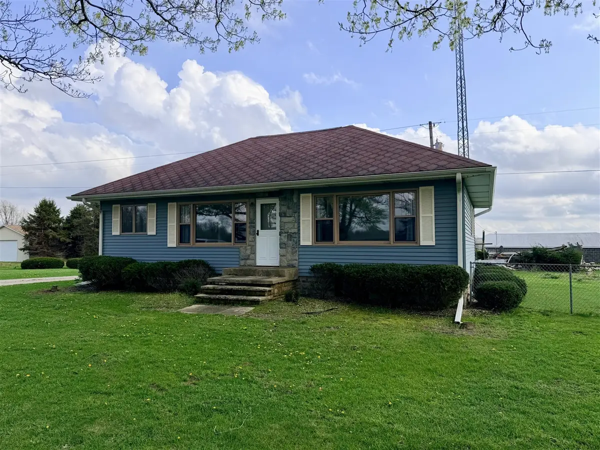 49145 92nd, Decatur, MI 49045 - #1
