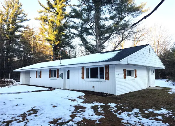 3696 S Locust, Newaygo, MI 49337