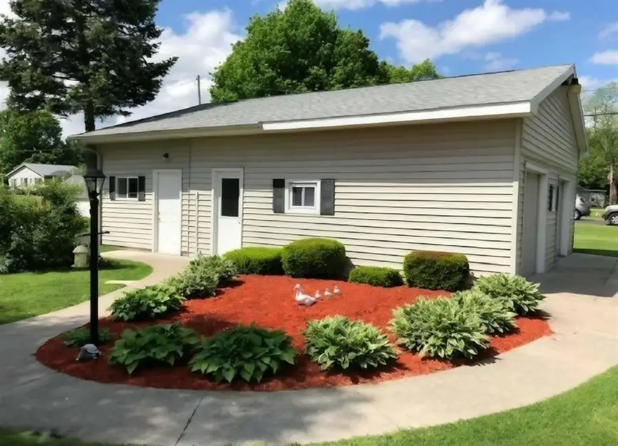 167 S Division, Hesperia, MI 49421 - #3