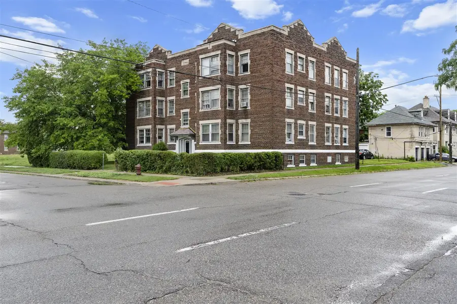 2200 Blaine, Detroit, MI 48206 - #3