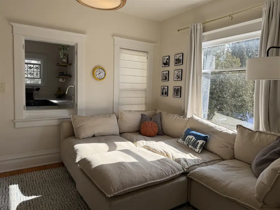 210 N Kalamazoo, Marshall, MI 49068 - #3