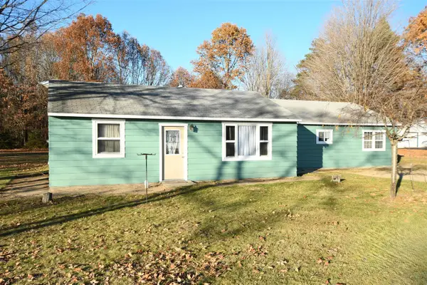 25248 Front, Mattawan, MI 49071