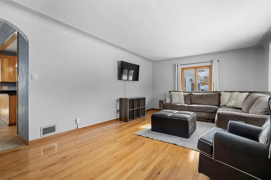 134 N Robin, Battle Creek, MI 49037 - #3